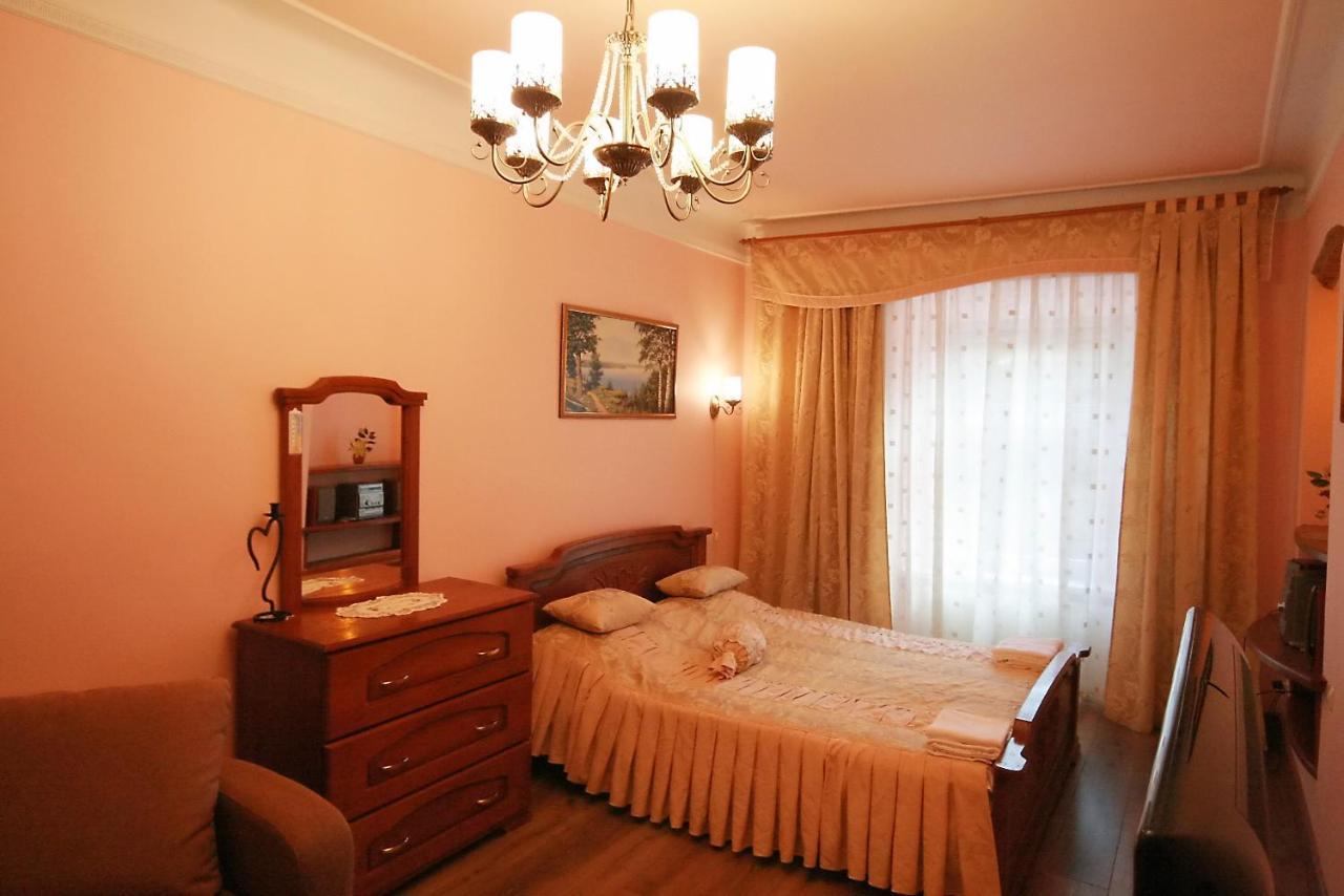 Historical Centre Apartments Leopoli Esterno foto