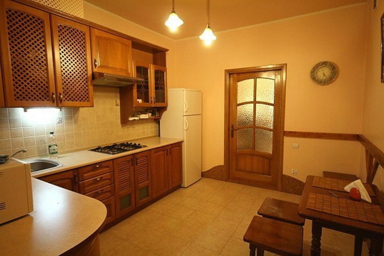Historical Centre Apartments Leopoli Esterno foto