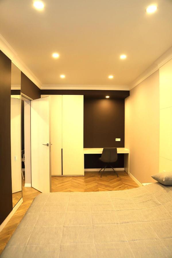 Historical Centre Apartments Leopoli Esterno foto